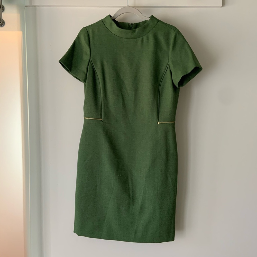 Tahari Arthur S. Levine Green Dress